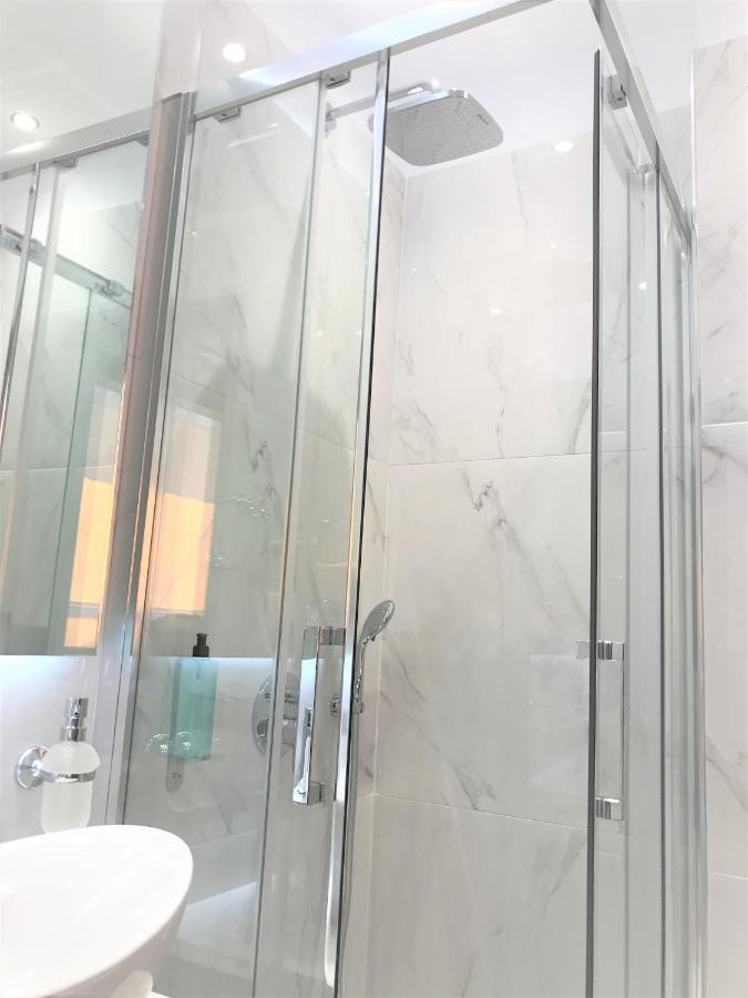 Amaryllis Luxury Rooms 플라타모나스 외부 사진