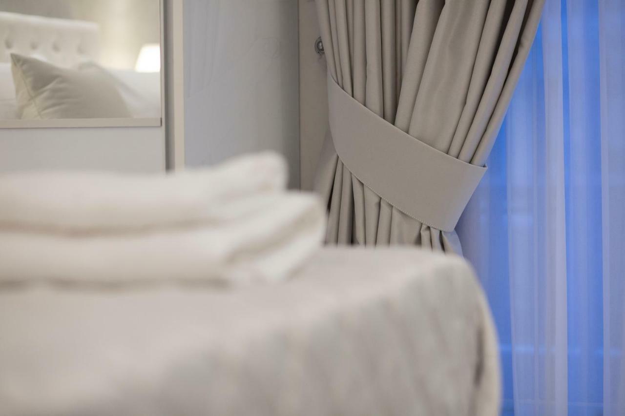 Amaryllis Luxury Rooms 플라타모나스 외부 사진